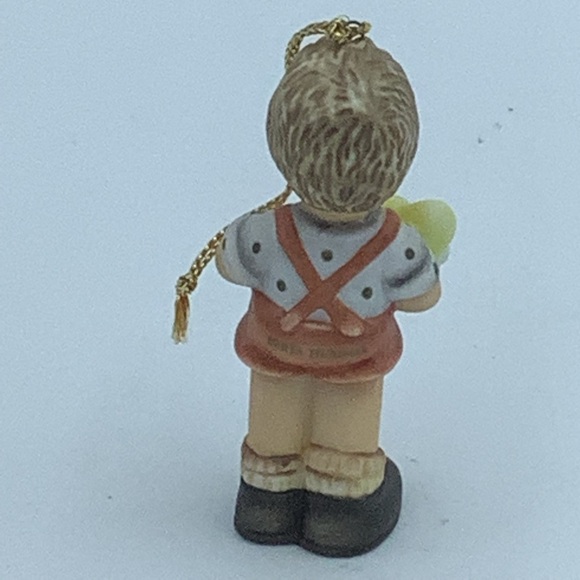 Vintage Goebel “Wreath of Joy” and “Christmas Bouquet” Christmas Ornaments - Picture 9 of 12